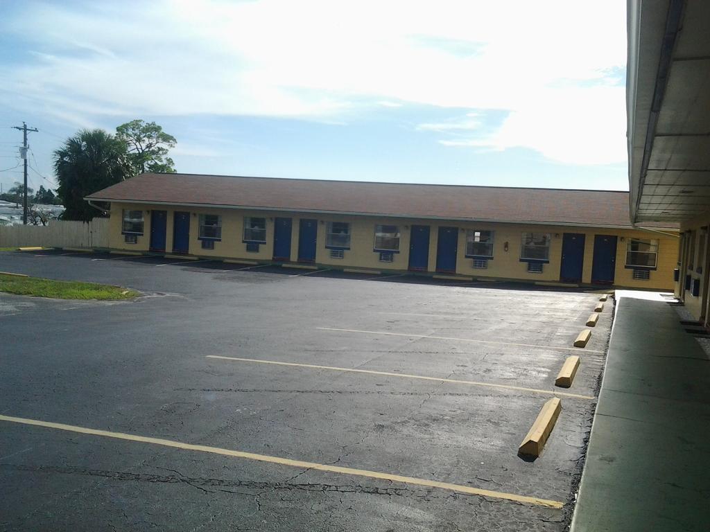 Economy Inn Sebring Exterior foto